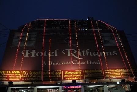 Hotel Rithanns Karumathampatti Karumattampatti Kültér fotó